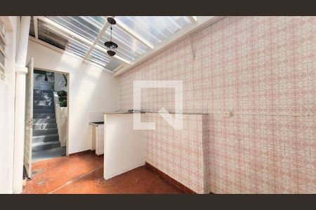 Casa à venda com 163m², 3 quartos e 2 vagas Casa à venda com 163m², 3 quartos e 2 vagasLavanderia