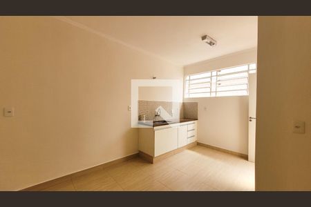 Casa à venda com 163m², 3 quartos e 2 vagas Casa à venda com 163m², 3 quartos e 2 vagasCozinha