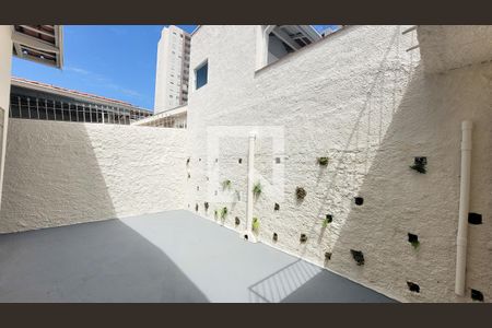 Casa à venda com 163m², 3 quartos e 2 vagas Casa à venda com 163m², 3 quartos e 2 vagasQuintal