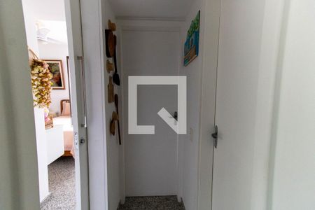 Apartamento para alugar com 80m², 2 quartos e 1 vaga Apartamento para alugar com 80m², 2 quartos e 1 vagaCorredor