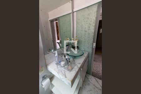 Apartamento para alugar com 80m², 2 quartos e 1 vaga Apartamento para alugar com 80m², 2 quartos e 1 vagaBanheiro da Suíte