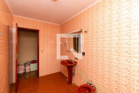 Casa à venda com 180m², 1 quarto e 9 vagas Casa à venda com 180m², 1 quarto e 9 vagasBanheiro