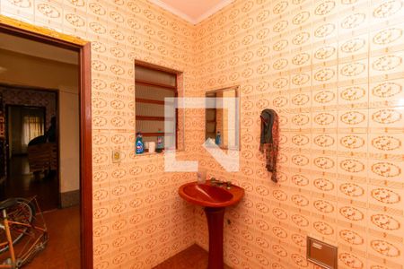 Casa à venda com 180m², 1 quarto e 9 vagas Casa à venda com 180m², 1 quarto e 9 vagasBanheiro 2