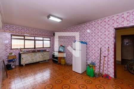 Casa à venda com 180m², 1 quarto e 9 vagas Casa à venda com 180m², 1 quarto e 9 vagasCozinha