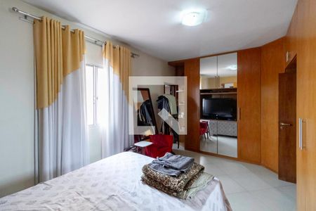 Casa para alugar com 361m², 4 quartos e 2 vagas Casa para alugar com 361m², 4 quartos e 2 vagasSuíte