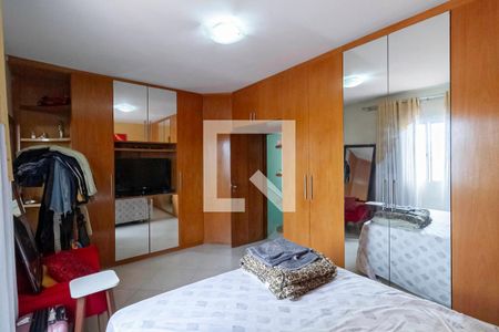 Casa para alugar com 361m², 4 quartos e 2 vagas Casa para alugar com 361m², 4 quartos e 2 vagasSuíte