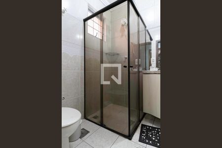 Casa para alugar com 361m², 4 quartos e 2 vagas Casa para alugar com 361m², 4 quartos e 2 vagasBanheiro social 1