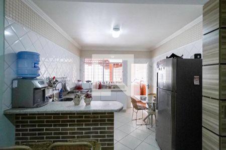 Casa para alugar com 361m², 4 quartos e 2 vagas Casa para alugar com 361m², 4 quartos e 2 vagasCozinha