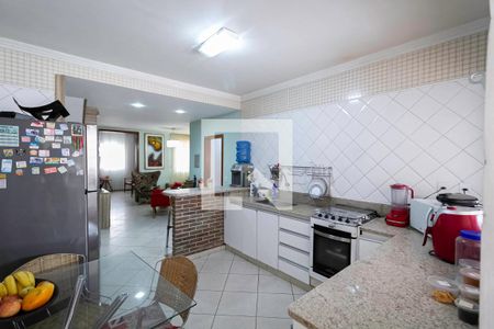 Casa para alugar com 361m², 4 quartos e 2 vagas Casa para alugar com 361m², 4 quartos e 2 vagasCozinha