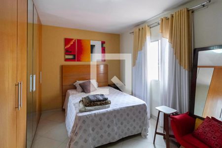 Casa para alugar com 361m², 4 quartos e 2 vagas Casa para alugar com 361m², 4 quartos e 2 vagasSuíte