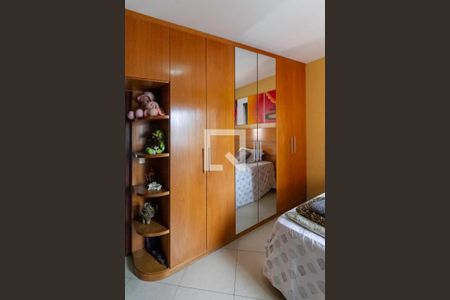 Casa para alugar com 361m², 4 quartos e 2 vagas Casa para alugar com 361m², 4 quartos e 2 vagasSuíte