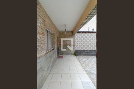 Casa para alugar com 361m², 4 quartos e 2 vagas Casa para alugar com 361m², 4 quartos e 2 vagasEntrada