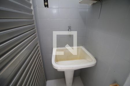 Apartamento à venda com 70m², 2 quartos e 1 vagaÁrea de Serviço