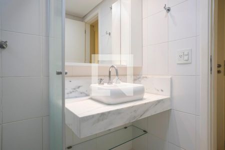 Apartamento à venda com 123m², 2 quartos e 3 vagasBanheiro suíte 2