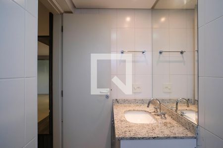Apartamento à venda com 123m², 2 quartos e 3 vagasBanheiro