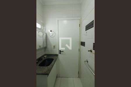 Casa à venda com 181m², 2 quartos e 3 vagasQuarto 2 - Suíte Banheiro