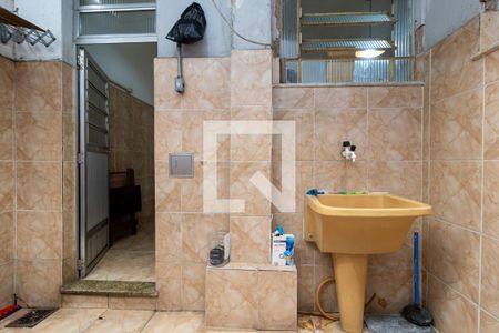 Apartamento para alugar com 70m², 2 quartos e 1 vagaÁrea de Serviço