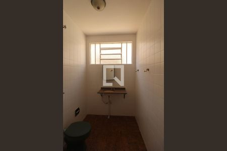 Casa à venda com 168m², 3 quartos e 2 vagas Casa à venda com 168m², 3 quartos e 2 vagasSuíte