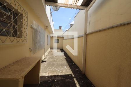 Casa à venda com 168m², 3 quartos e 2 vagas Casa à venda com 168m², 3 quartos e 2 vagasQuintal