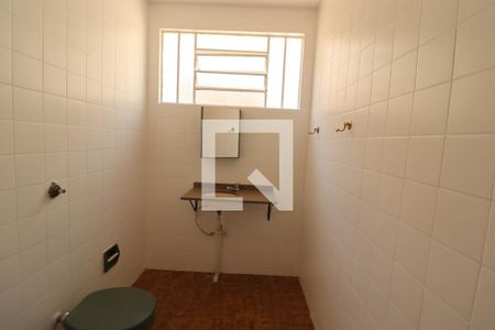 Casa à venda com 168m², 3 quartos e 2 vagas Casa à venda com 168m², 3 quartos e 2 vagasSuíte