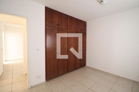 Casa à venda com 168m², 3 quartos e 2 vagas Casa à venda com 168m², 3 quartos e 2 vagasQuarto 2