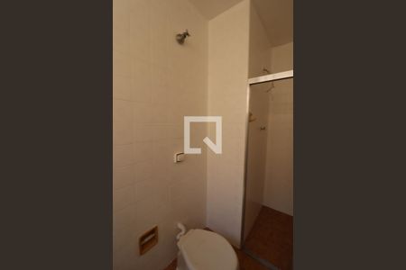 Casa à venda com 168m², 3 quartos e 2 vagas Casa à venda com 168m², 3 quartos e 2 vagasBanheiro