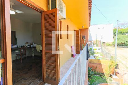 Casa à venda com 250m², 4 quartos e 3 vagas Casa à venda com 250m², 4 quartos e 3 vagasVaranda Quarto 1