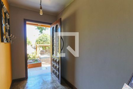 Casa à venda com 250m², 4 quartos e 3 vagas Casa à venda com 250m², 4 quartos e 3 vagasSala