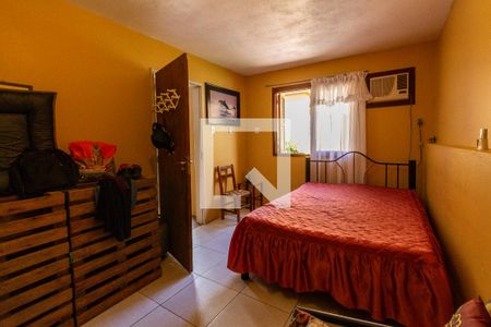 Casa à venda com 250m², 4 quartos e 3 vagas Casa à venda com 250m², 4 quartos e 3 vagasQuarto 4