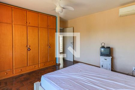 Casa à venda com 250m², 4 quartos e 3 vagas Casa à venda com 250m², 4 quartos e 3 vagasQuarto 2