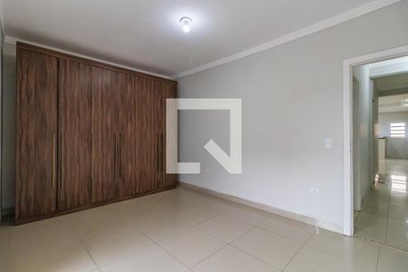 Casa para alugar com 250m², 4 quartos e 2 vagas Casa para alugar com 250m², 4 quartos e 2 vagasQuarto 3