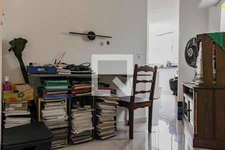Apartamento à venda com 110m², 3 quartos e 1 vagaEscritório