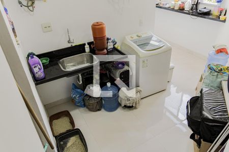 Apartamento à venda com 110m², 3 quartos e 1 vagaÁrea de Serviço