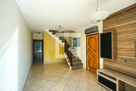 Sala de casa para alugar com 3 quartos, 125m² em Vila Santa Isabel, São Paulo