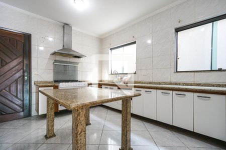 Casa para alugar com 125m², 3 quartos e 2 vagas Casa para alugar com 125m², 3 quartos e 2 vagasCozinha