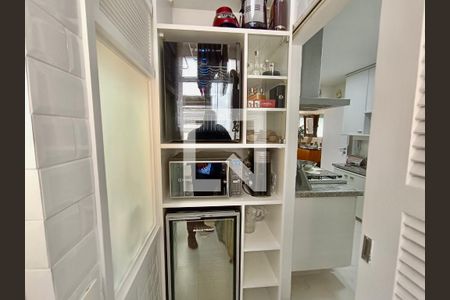 Apartamento para alugar com 83m², 1 quarto e 1 vagaÁrea serviço