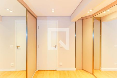 Apartamento à venda com 189m², 3 quartos e 3 vagasCloset Suíte 3