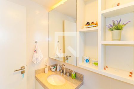 Apartamento à venda com 189m², 3 quartos e 3 vagasBanheiro Suíte 1