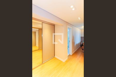 Apartamento à venda com 189m², 3 quartos e 3 vagasCloset Suíte 3