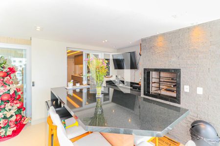 Apartamento à venda com 189m², 3 quartos e 3 vagasVaranda