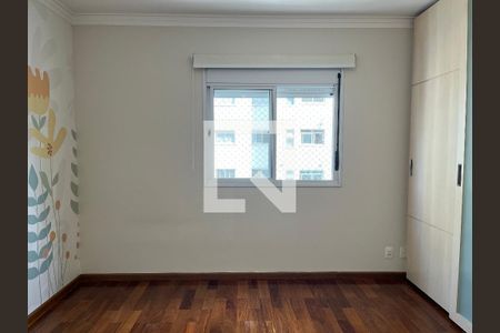 Apartamento à venda com 230m², 4 quartos e 3 vagasSuíte 2