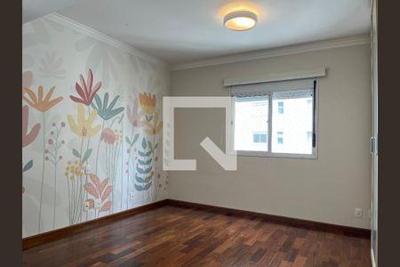 Apartamento à venda com 230m², 4 quartos e 3 vagasSuíte 2