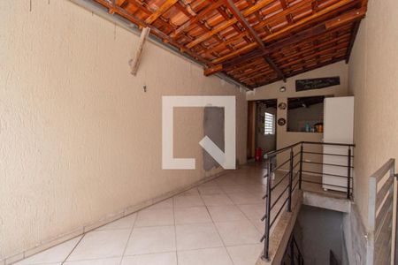 Casa à venda com 143m², 4 quartos e 3 vagas Casa à venda com 143m², 4 quartos e 3 vagasÁrea Externa - Churrasqueira