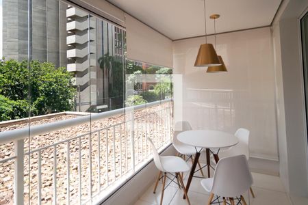 Varanda de apartamento à venda com 1 quarto, 50m² em Cerqueira César, São Paulo