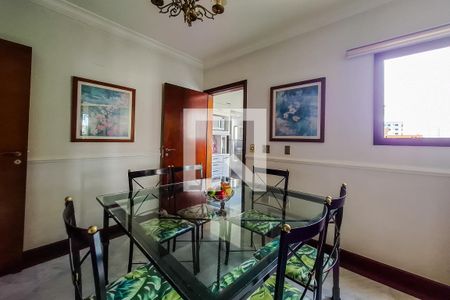 Apartamento à venda com 190m², 4 quartos e 3 vagasCopa