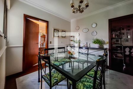 Apartamento à venda com 190m², 4 quartos e 3 vagasCopa