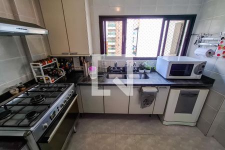 Apartamento à venda com 190m², 4 quartos e 3 vagasCozinha