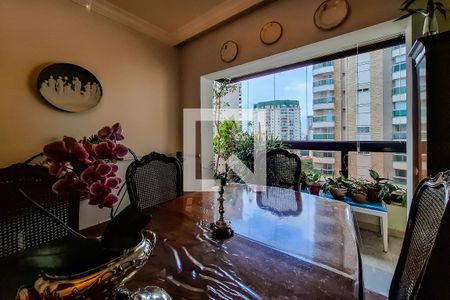 Apartamento à venda com 190m², 4 quartos e 3 vagasSala jantar