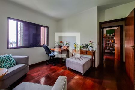 Apartamento à venda com 190m², 4 quartos e 3 vagasQuarto 2