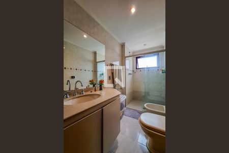 Apartamento à venda com 190m², 4 quartos e 3 vagasBanheiro